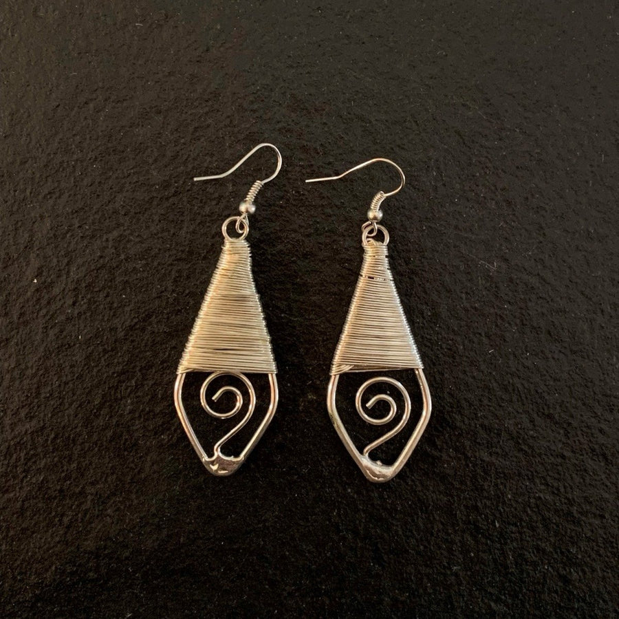 Silver Wrap Teardrop earring