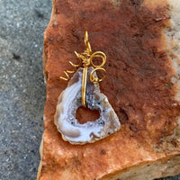 Pendant made of Gold & White Agate Geode w/gold wrap; 1.25" x 2.25" incl bail